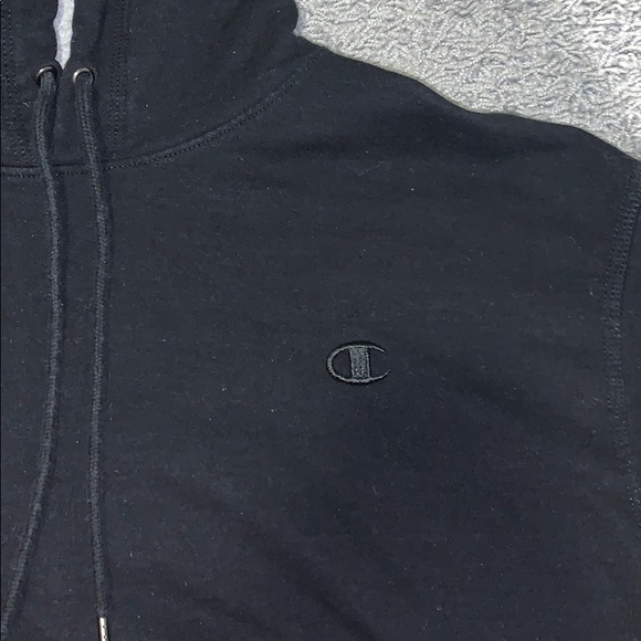 A black crop top “Champion” hoodie. - Picture 3 of 4